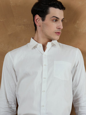 White: Comfort Fit Solid Formal Shirt