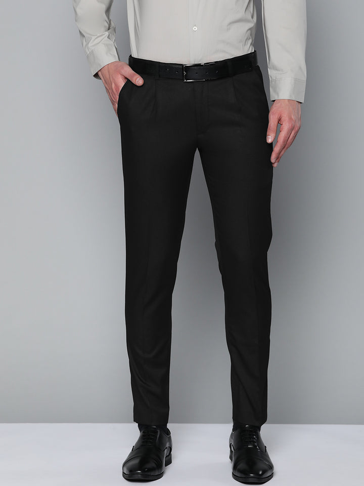 DENNISON Men Black Solid Smart Tapered Fit Easy Wash Pleated Cotton Formal Trousers