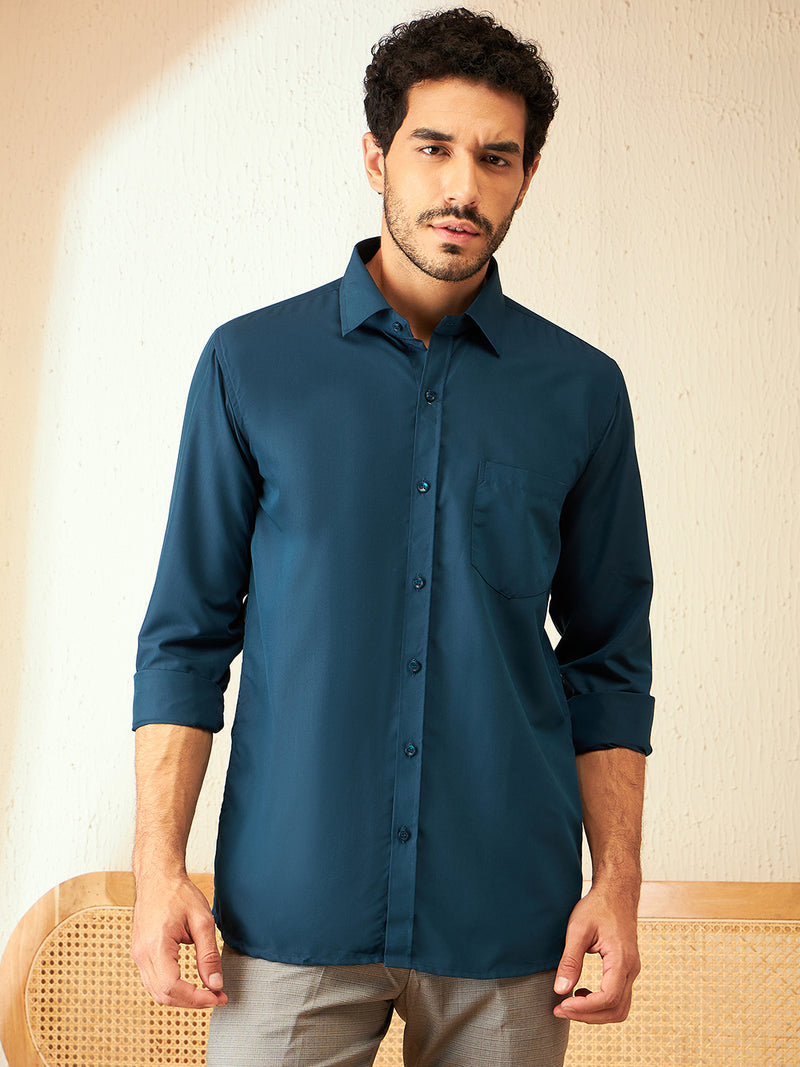 Teal Blue: Classic Regular Fit Solid Formal Shirt