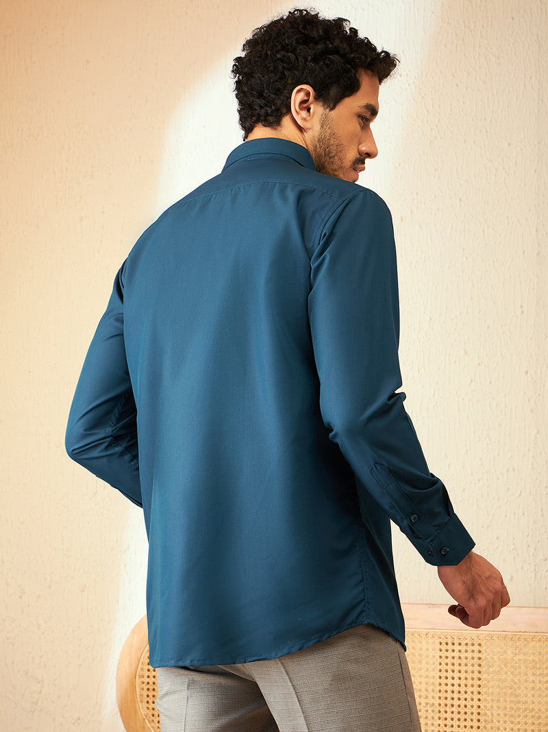 Teal Blue: Classic Regular Fit Solid Formal Shirt