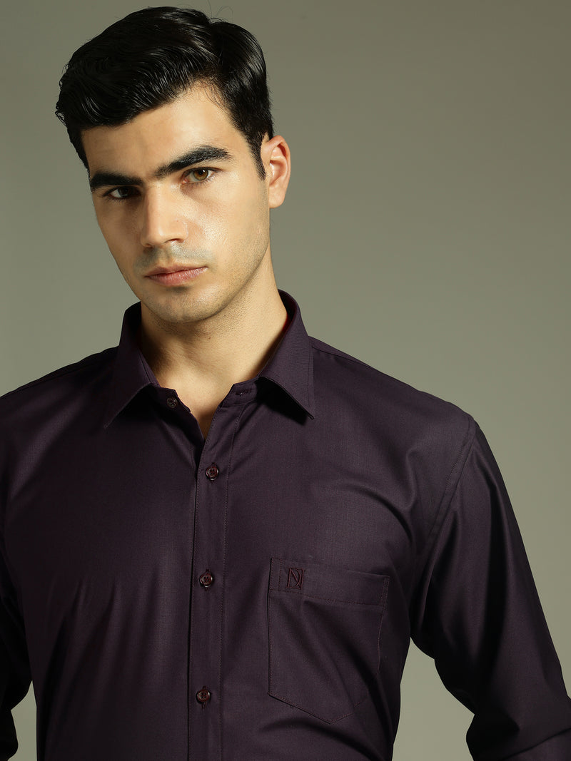 Purple: Spread Collar Formal Shirt