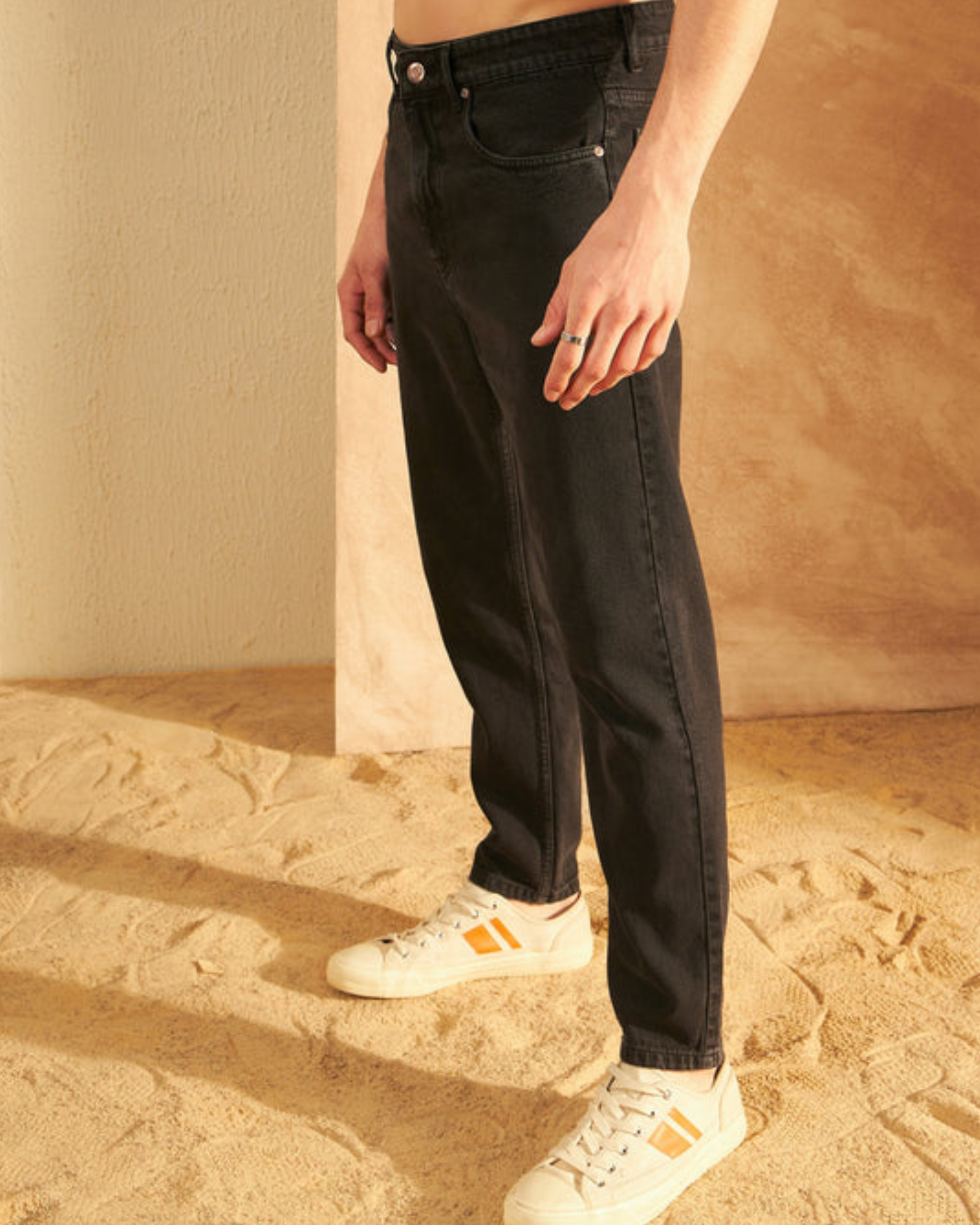 Charcoal: Mom Fit Jeans