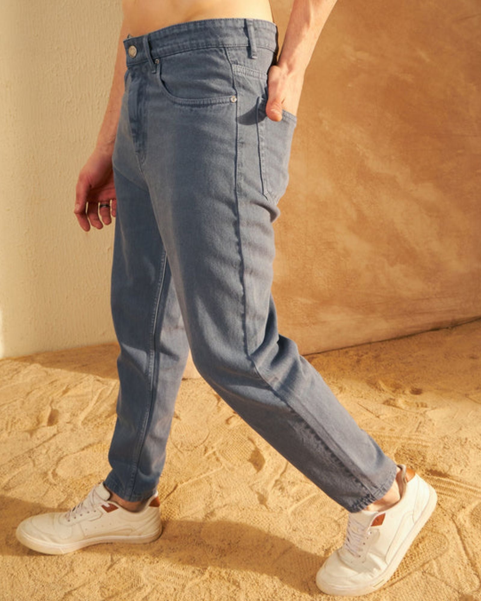 Dark Grey: Mom Fit Jeans