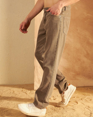 Light Brown: Korean Baggy Jeans