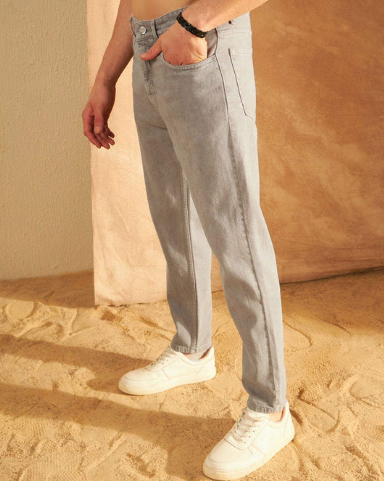 Light Grey: Mom Fit Jeans