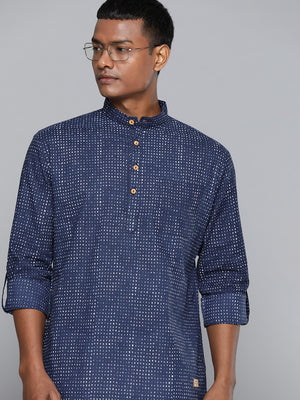 DENNISON Men Navy Blue & White Block Printed Kurta