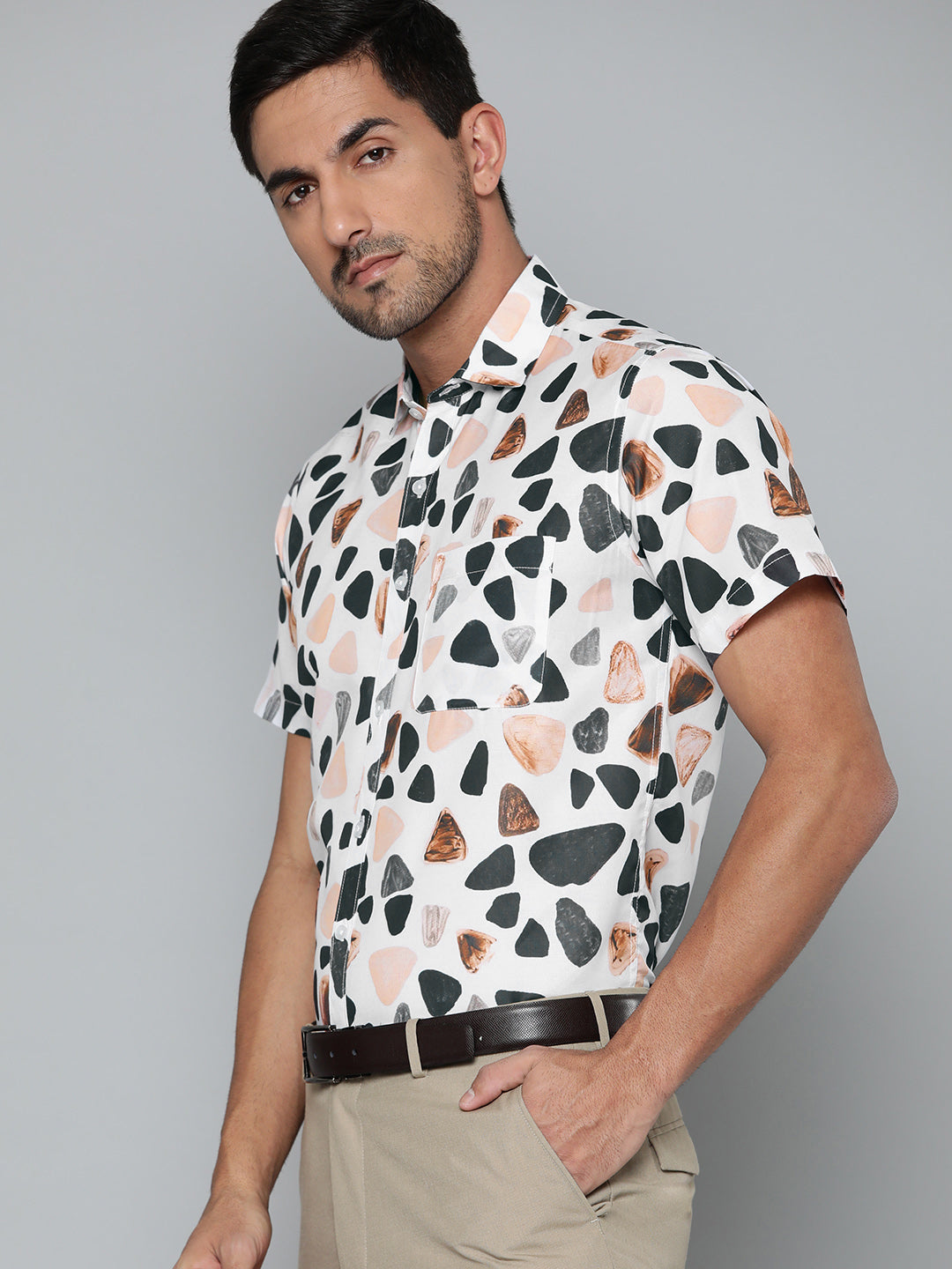 Men White Abstract Printed Smart Slim Fit Casual Shirt