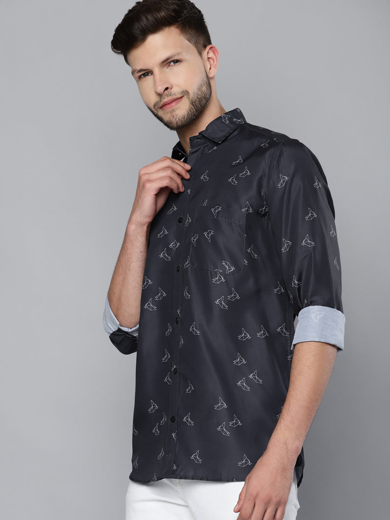 Navy Blue: Smart Slim Fit Printed Formal Shirt