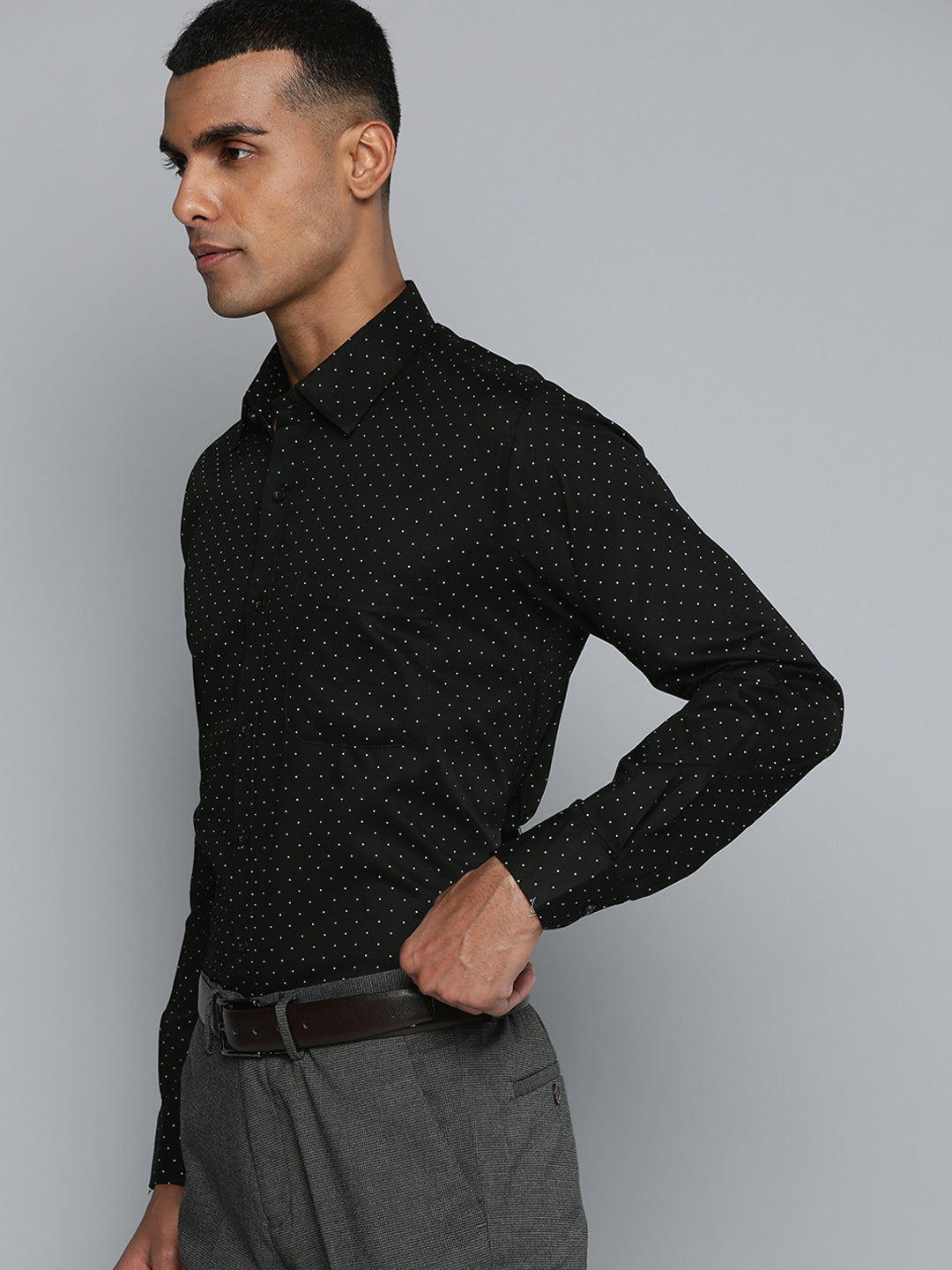 DENNISON Men Black Smart Polka Dots Printed Formal Shirt
