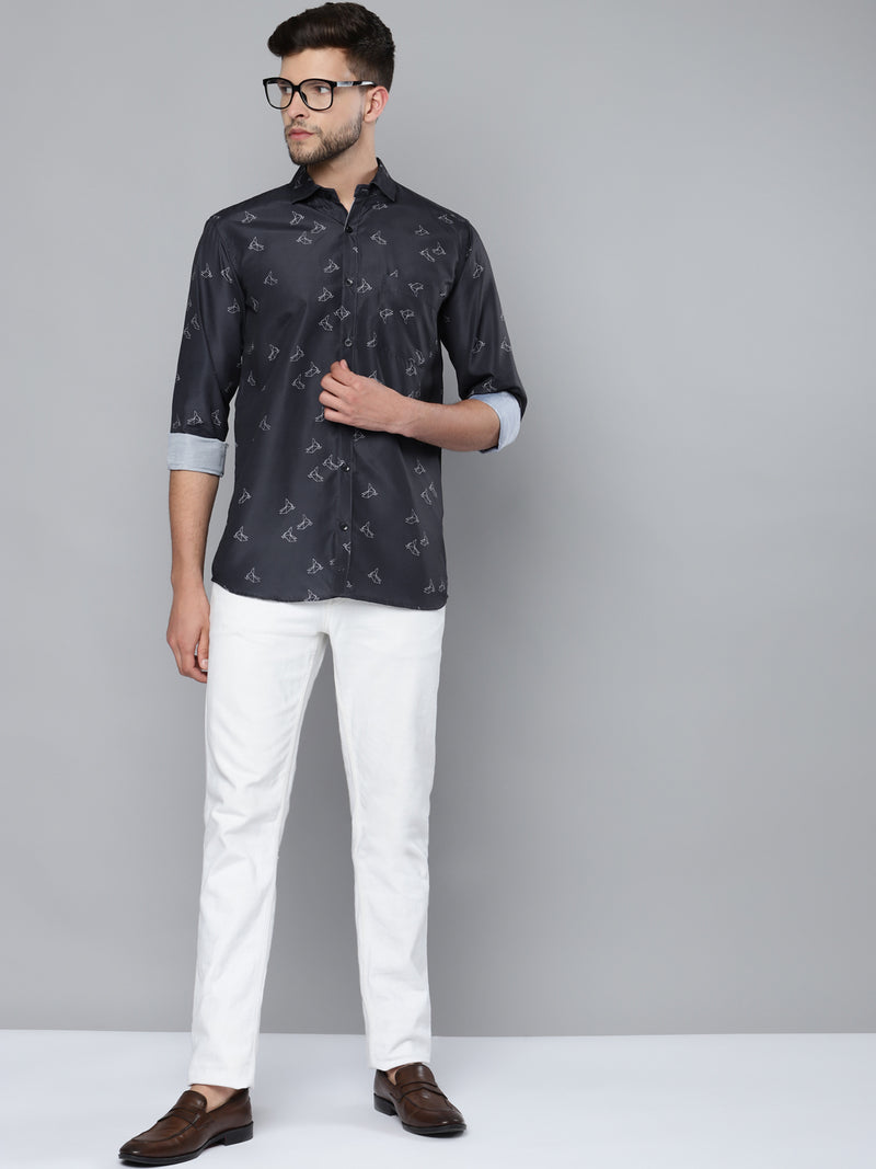 Navy Blue: Smart Slim Fit Printed Formal Shirt