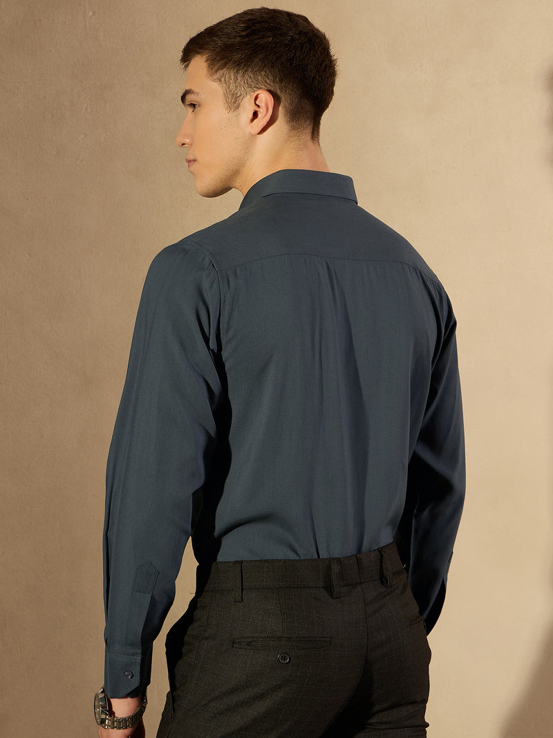 DENNISON Men Dark Grey Solid Formal Shirt
