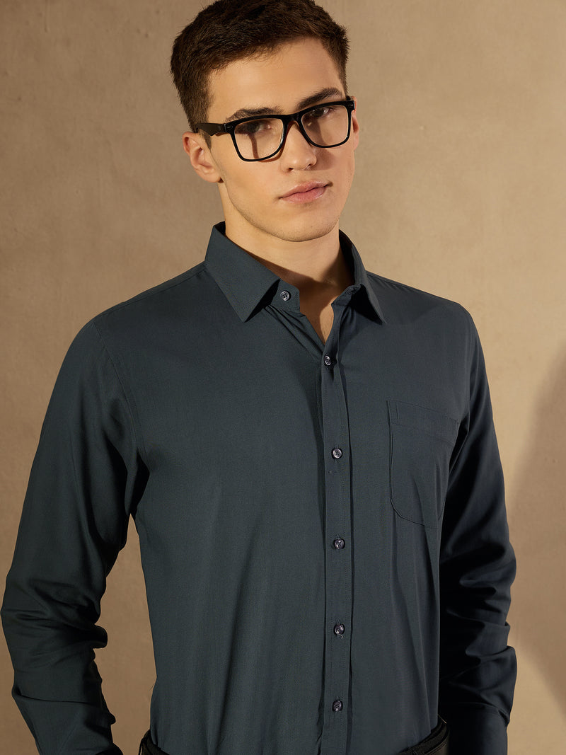 DENNISON Men Dark Grey Solid Formal Shirt
