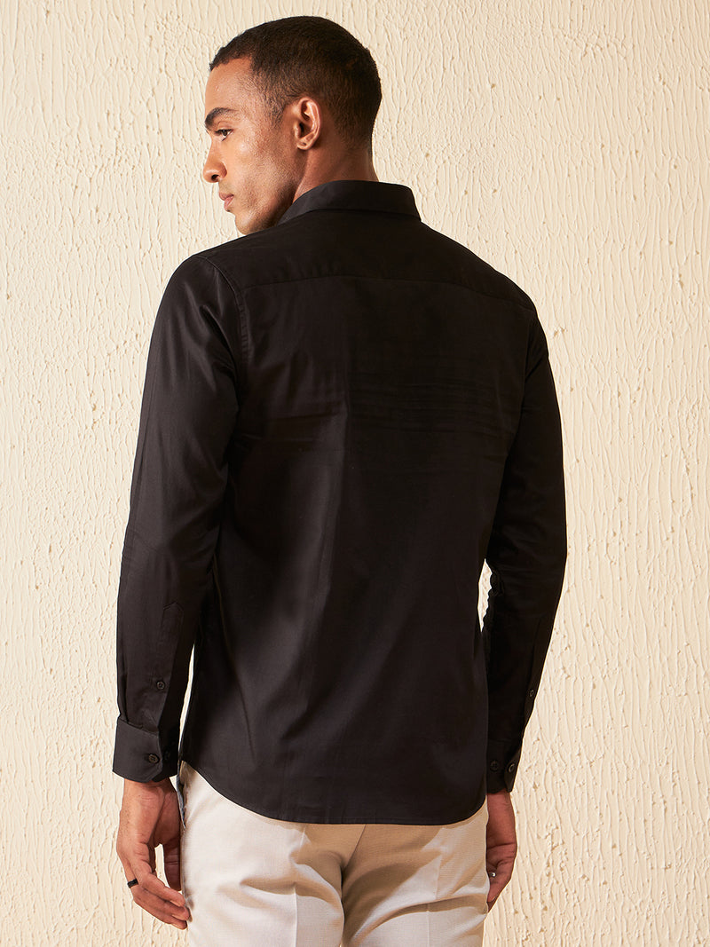 Black: Full Sleeves Colourblocked Slim Fit Shirt