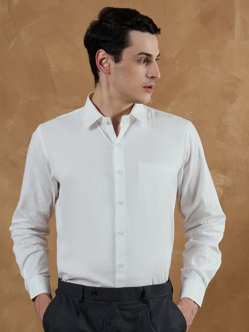 White: Comfort Fit Solid Formal Shirt