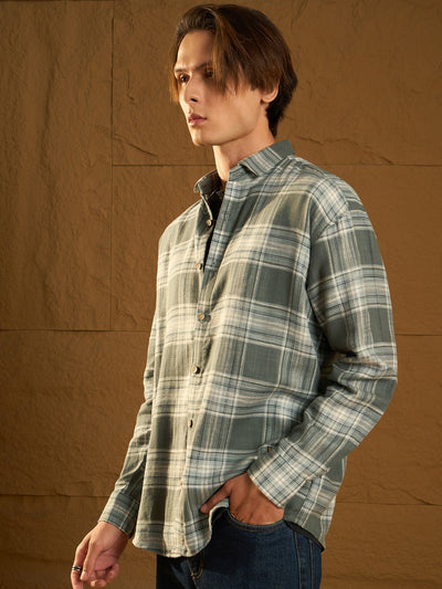 Green and White: Full Sleeves Checked Casual Shirt