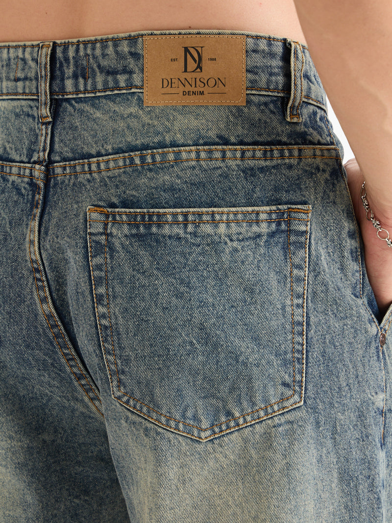 Front Pleated Baggy Fit Jeans