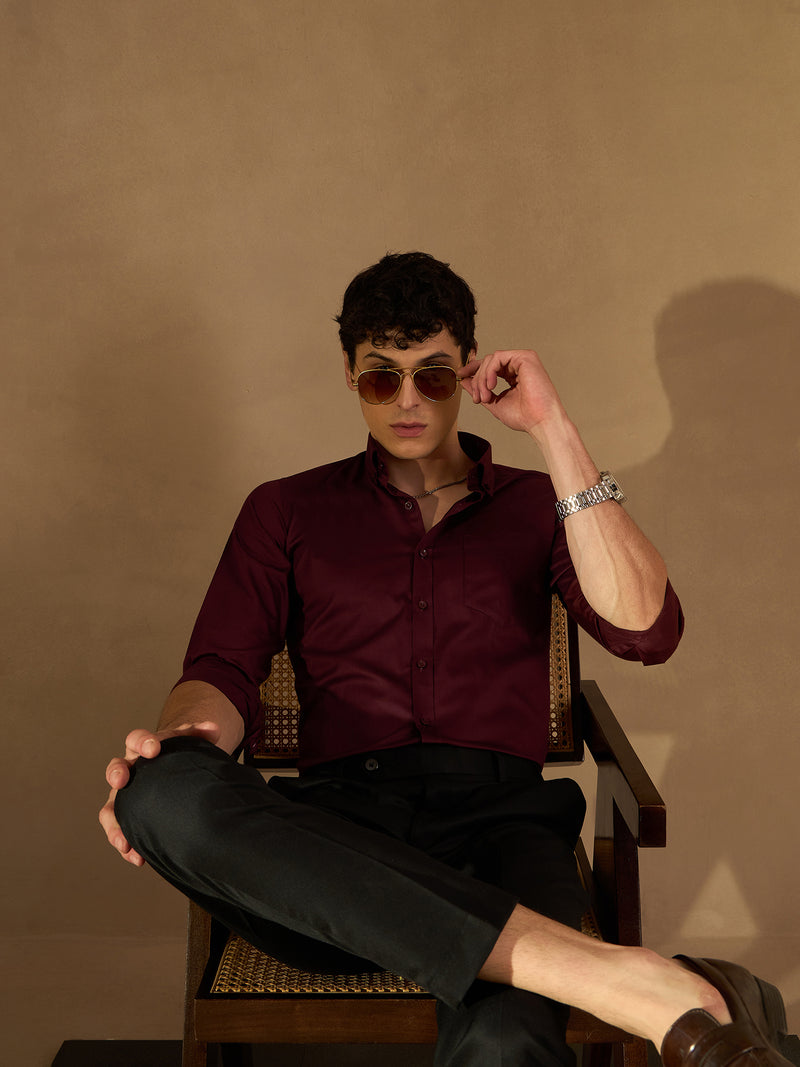 DENNISON Men Burgundy Twill Comfort Regular Fit Solid Formal Shirt