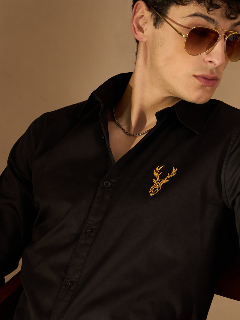 Black: Full Sleeves Smart Spread Collar Cotton Shirt