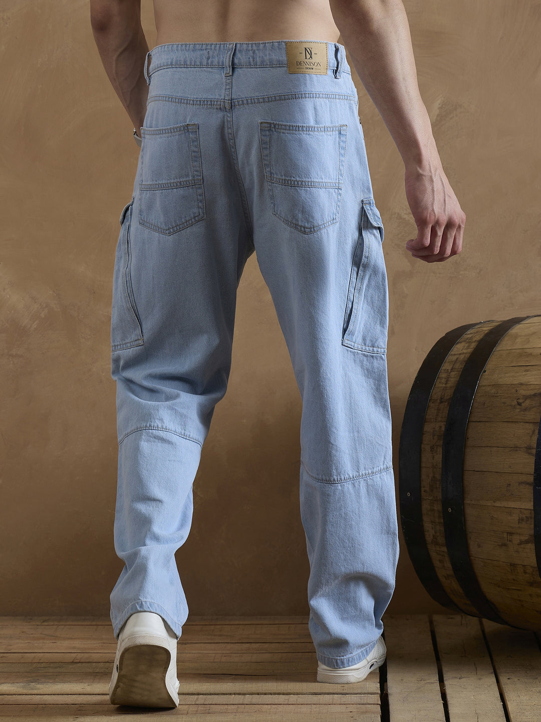 Light Blue: Baggy Fit Cargo Jeans