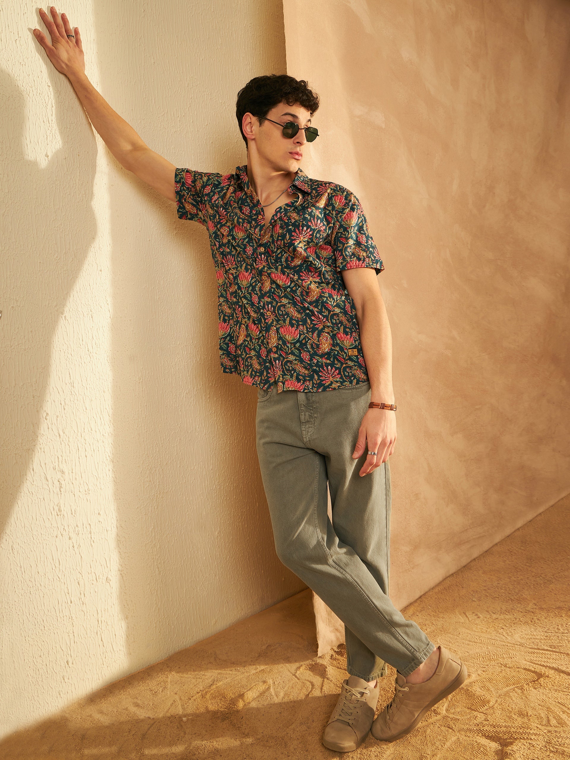 Olive: Mom Fit Jeans1