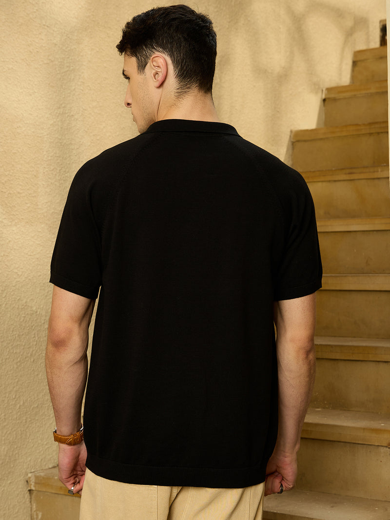 Black: Relaxed Raglan Sleeves Knitted T-Shirt