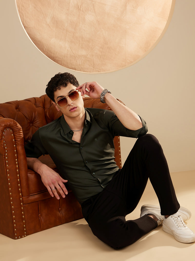 Black: Textured Stretchable Chinos
