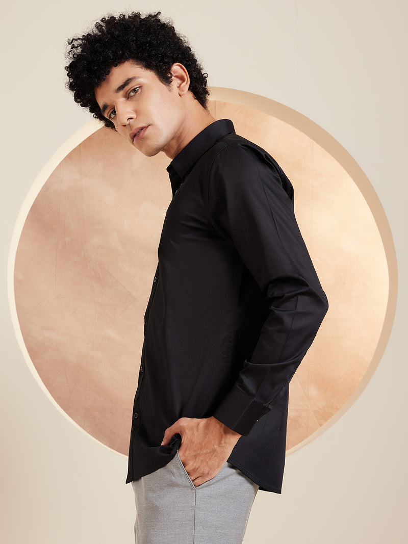 Black: Full Sleeves Spread Collar Embellished Shirt