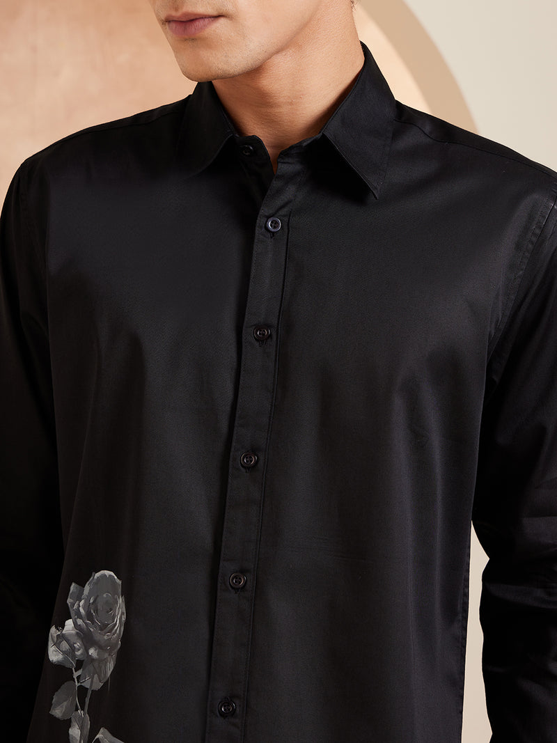 Black: Full Sleeves Floral Printed Spread Collar Cotton Shirt