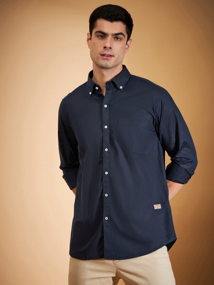 Men Navy Blue Twill Weave Smart Slim Fit Solid Cotton Linen Casual Shirt