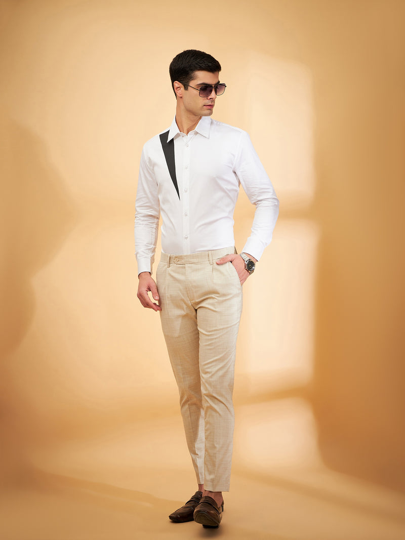 DENNISON Men Textured Tapered Fit Pleated Trouser