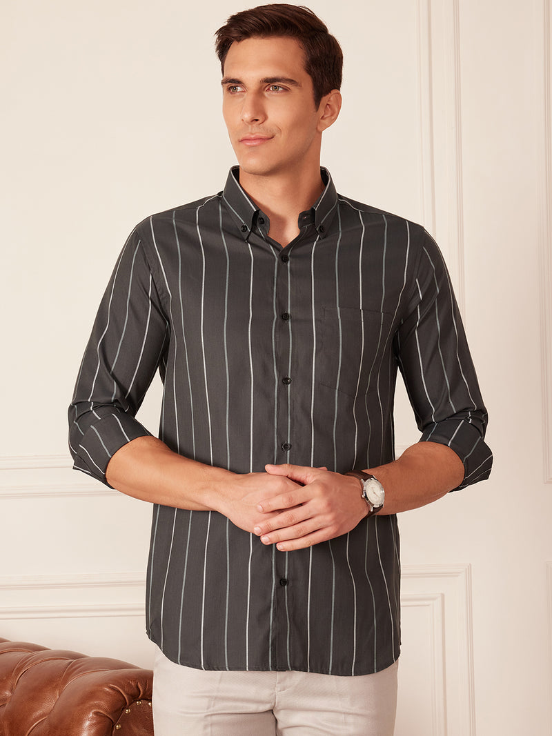 Dark Green & off white: Full Sleeve Button-Down Collar Striped Shirt