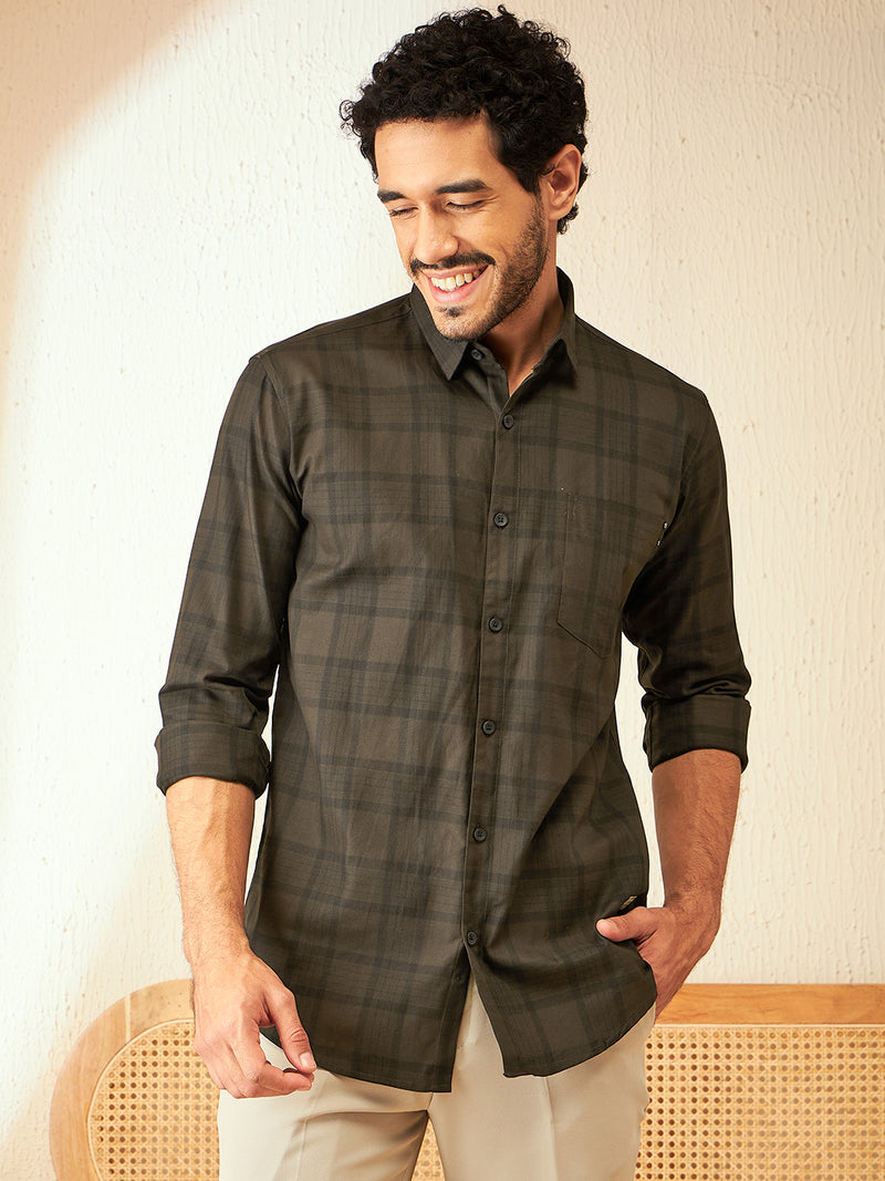 Brown: Full Sleeves Spread Collar Checked Shirt