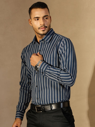 Blue: Full Sleeves Regular Fit Formal Striped Shirt