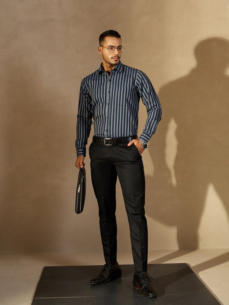 Blue: Full Sleeves Regular Fit Formal Striped Shirt