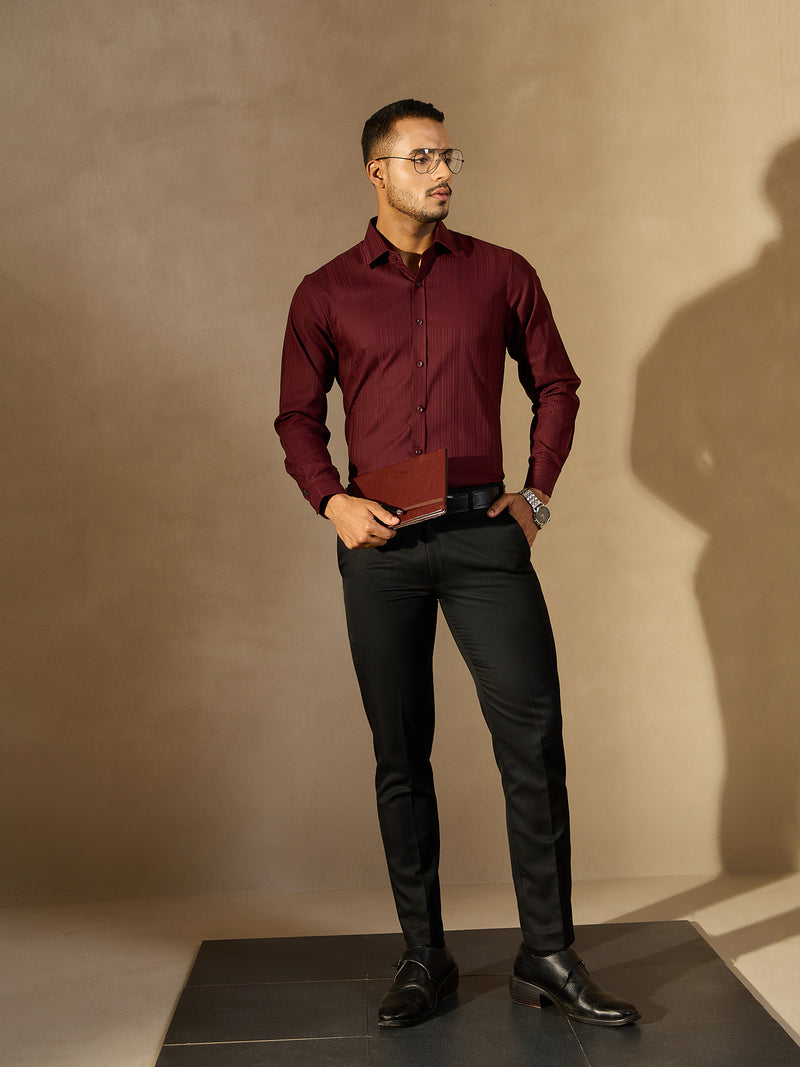 Maroon: Striped Textured Smart Formal Shirt