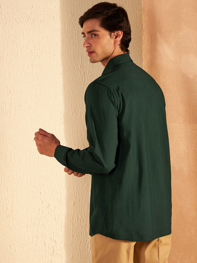 Green: Solid Formal Shirt