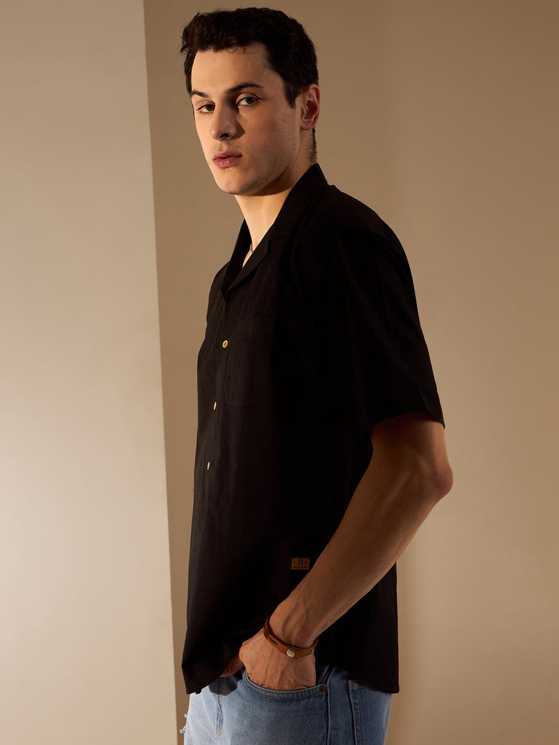 Black: Half Sleeves Sustainable Hemp Oversize Shirt