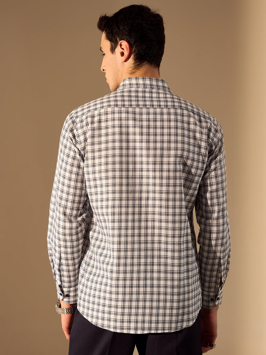 White and Blue: Men's Checked Formal Shirt