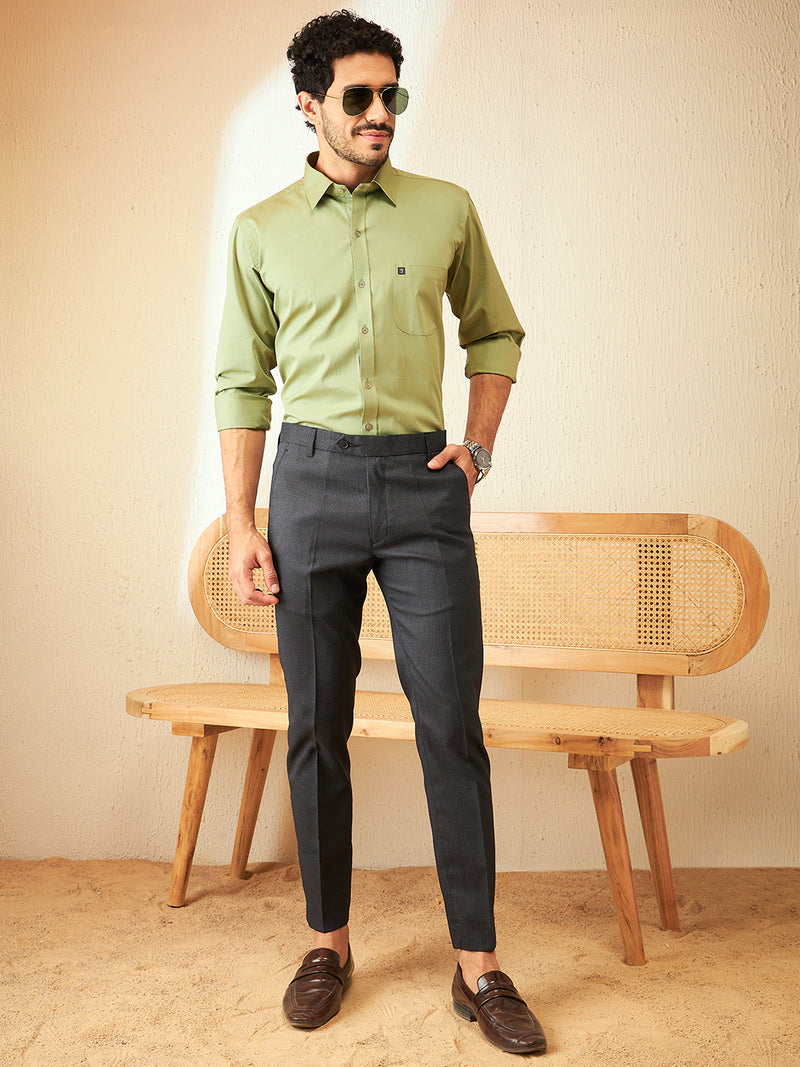 Green: Smart Spread Collar Cotton Formal Shirt