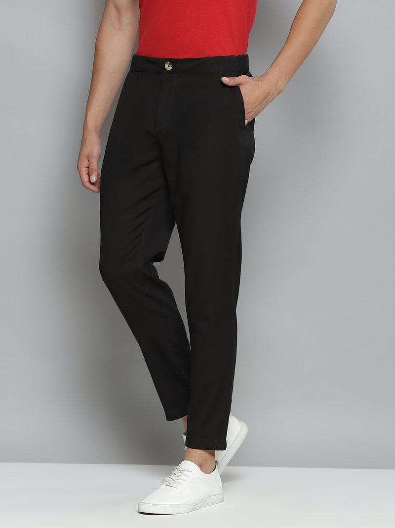 DENNISON Men Black Relaxed Tapered Fit Easy Wash Trousers