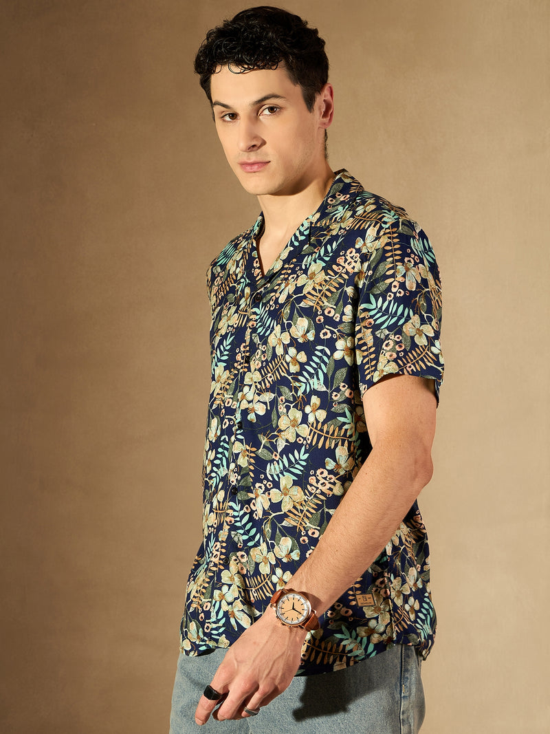 Blue: Half Sleeves Floral Printed Shirt