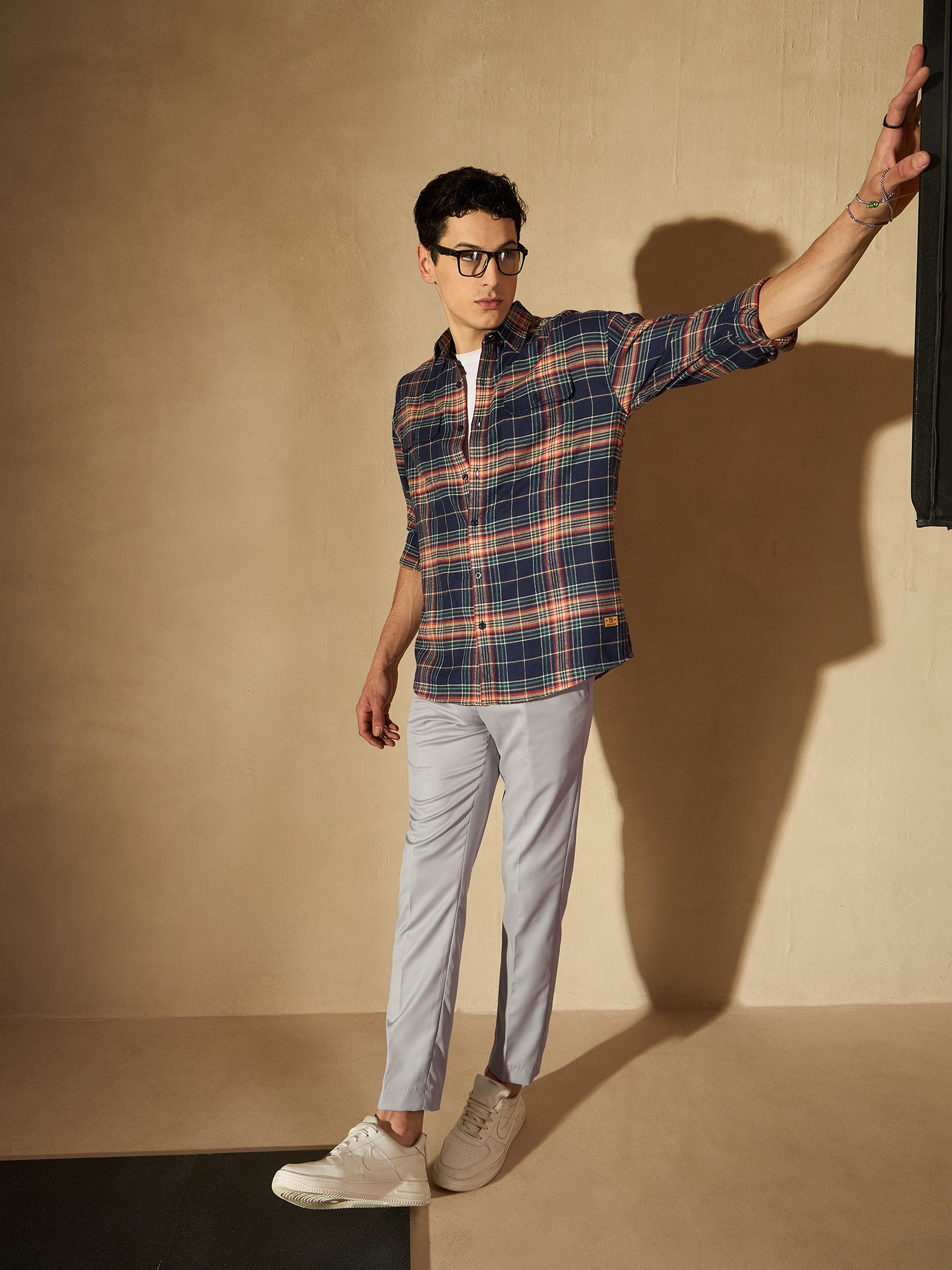 DENNISON Men Grey Smart Tapered Fit Casual Trousers – Dennison