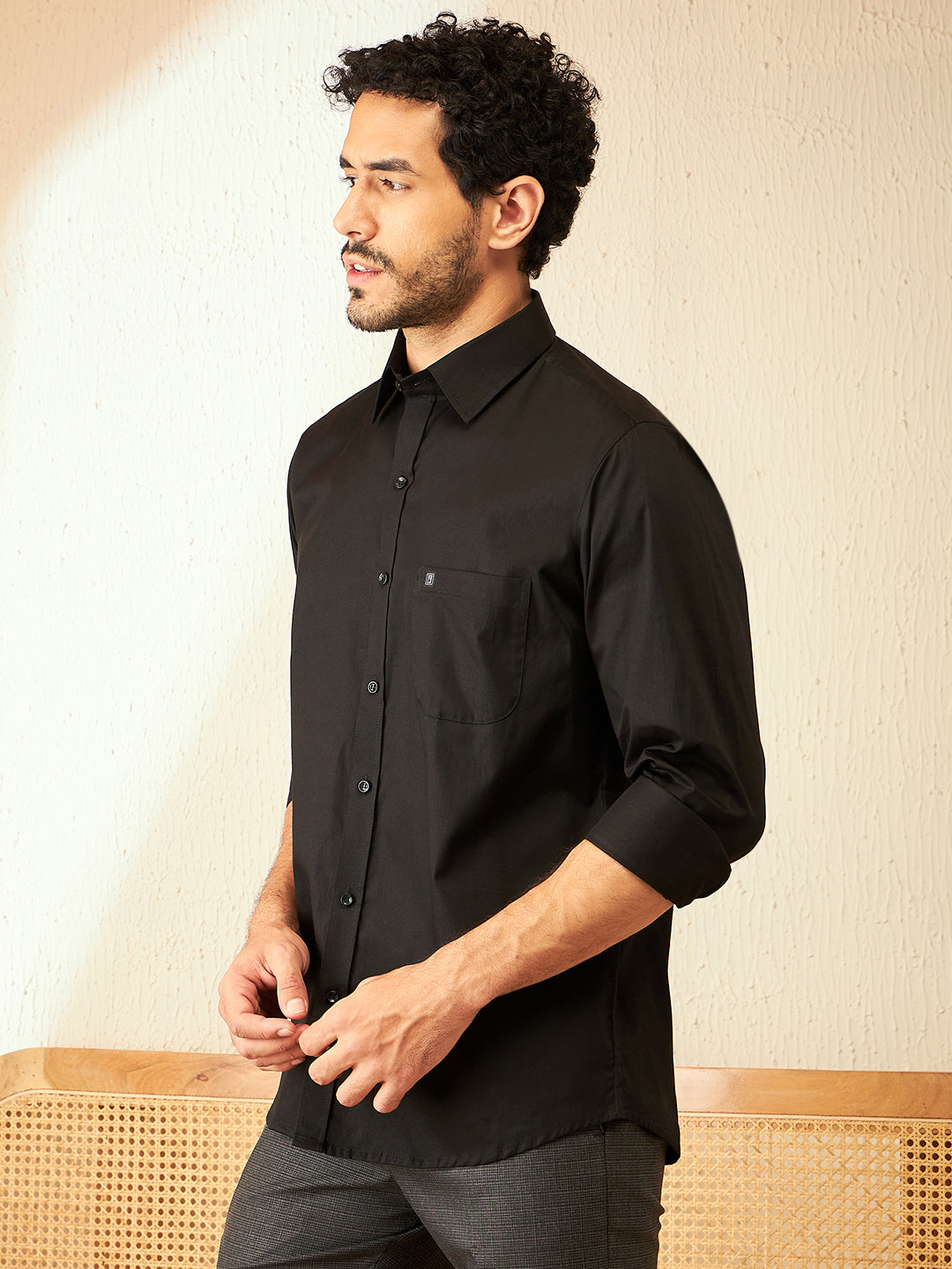DENNISON Black Smart Spread Collar Cotton Formal Shirt