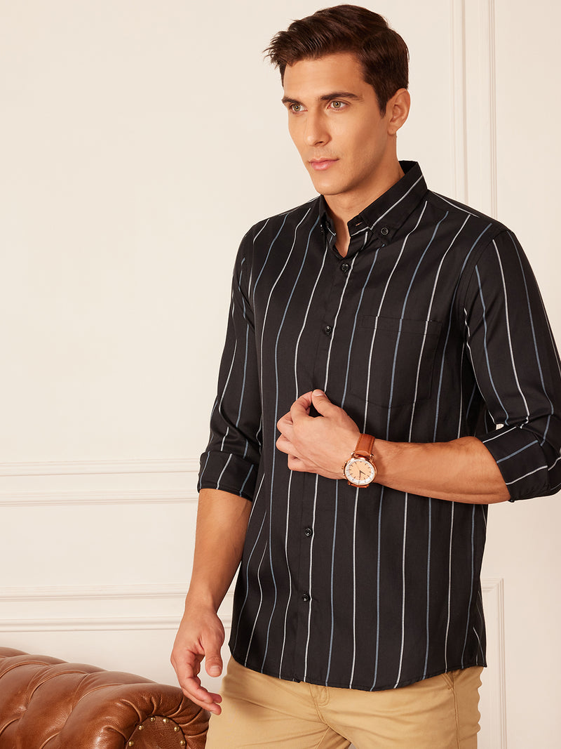 Black: Full Sleeve Button-Down Collar Striped Shirt