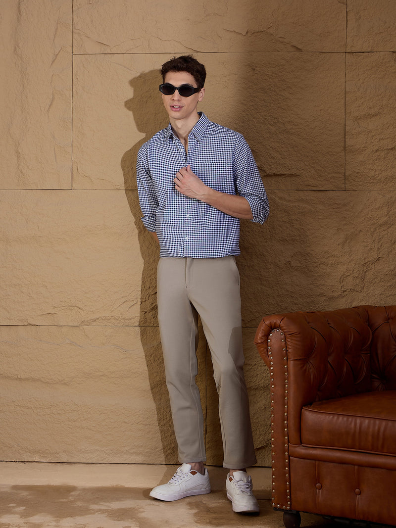 pearl grey: Textured Stretchable Chinos