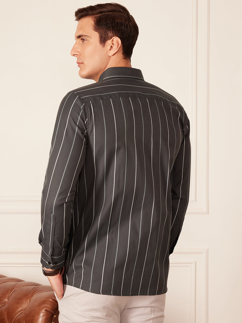 Dark Green & off white: Full Sleeve Button-Down Collar Striped Shirt