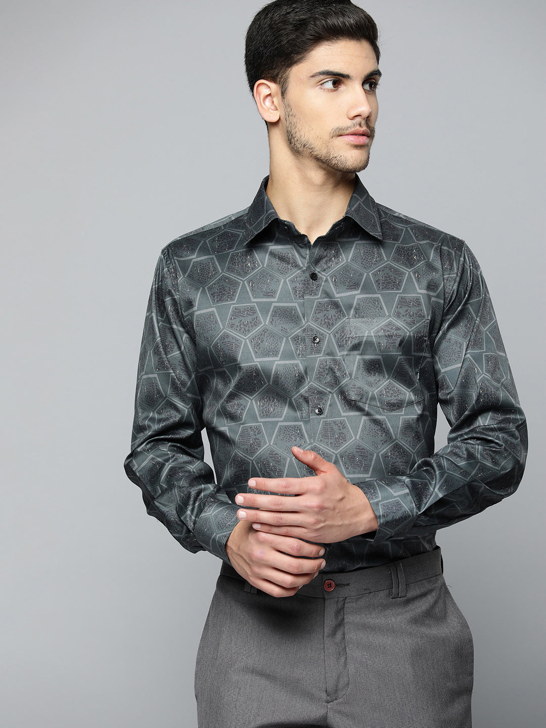 Charcoal: Spread Collar Shirt