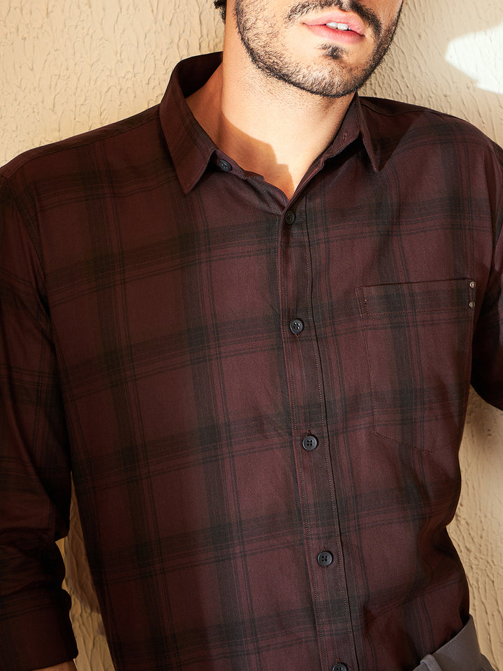 DENNISON Maroon Smart Checked Casual Shirt