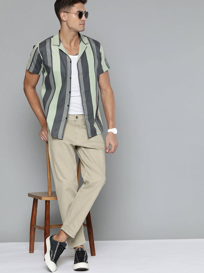 Green: Full Sleeve Button-Down Collar Striped Shirt