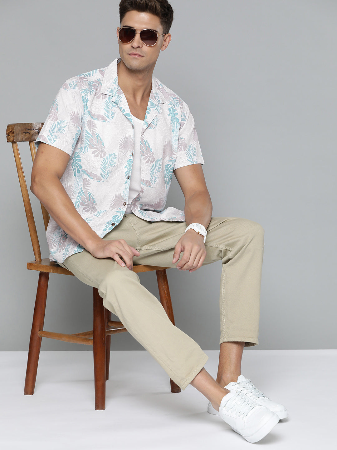 DENNISON Men White Smart Slim Fit Floral Printed Casual Shirt